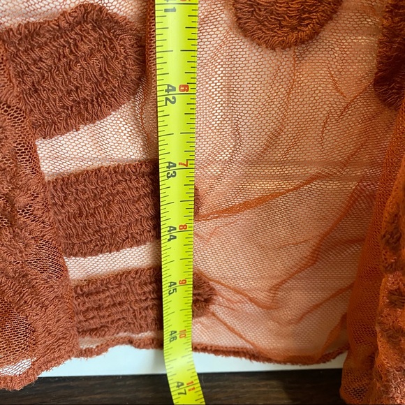 Bohemian lace embroidered kimono - Picture 9 of 9